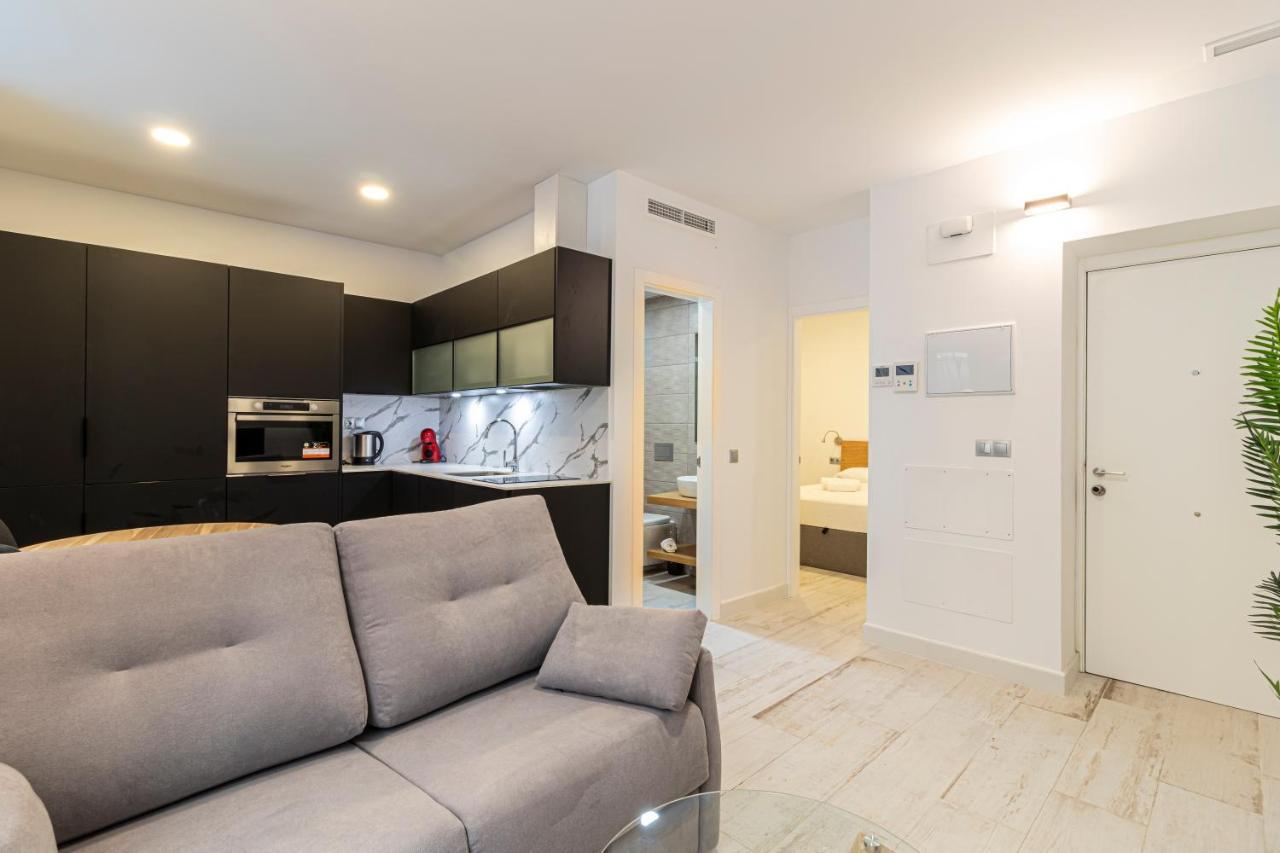 Allo Apartments San Roque Bajo A Кадис Экстерьер фото
